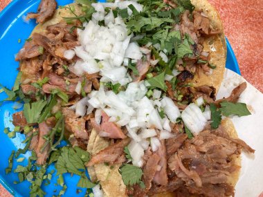 Meksika tacosu al pastor