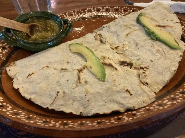 Traditional Tlayuda Oaxaca —  Fotos de Stock