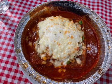 Sebze lazanyasının en üst görüntüsü