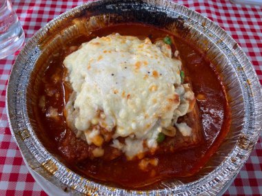 Sebze lazanyasının en üst görüntüsü