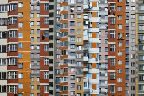 Casa grande, ciudad — Foto de Stock