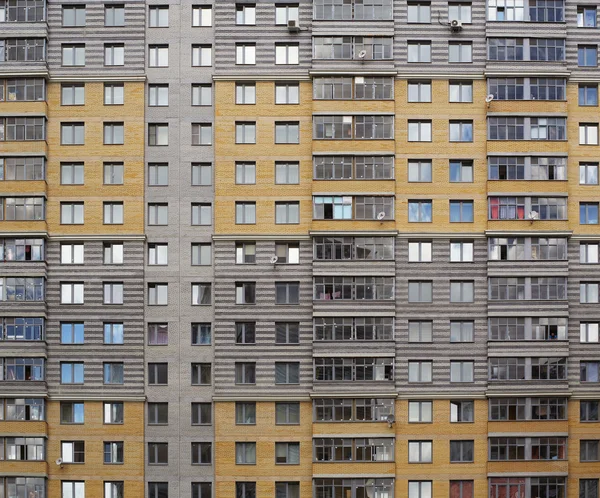 Casa grande, cidade — Fotografia de Stock