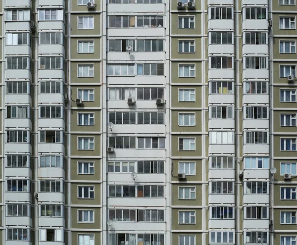 Casa grande, cidade — Fotografia de Stock