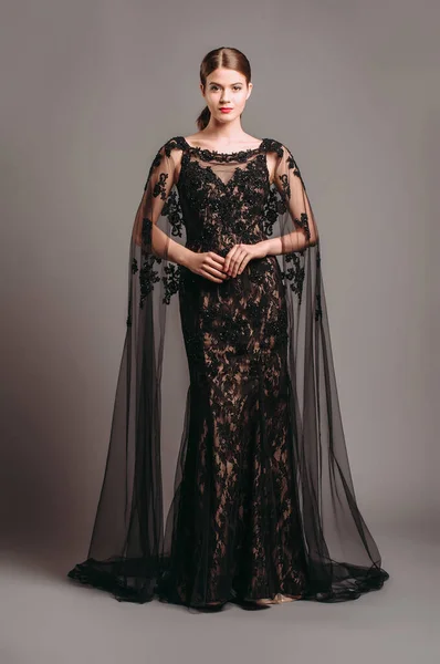 Luxo Vestido Noite Rendas Preto Com Capa Vibração Transparente Vestido — Fotografia de Stock