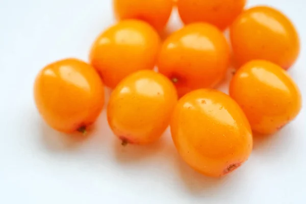 Sea Buckthorn Macro View Layout White Background Top View Raw — Stock Photo, Image