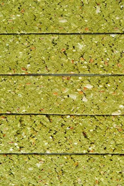 Batatas fritas crocantes com algas e espirulina como textura de fundo — Fotografia de Stock