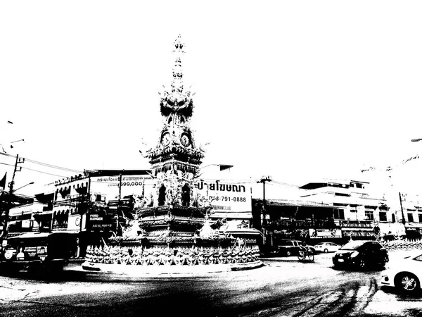 라이의 중앙에 시계탑의 풍경은 흑백으로 그려져 — 스톡 사진