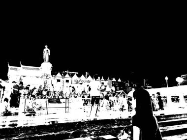 Tayland 'ın orta kesimindeki anıtların manzarası siyah ve beyaz..