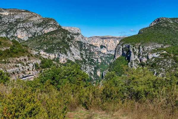 꼬불꼬불 청록색 프랑스 프로방스의 프랑스 알프스에 석회암 협곡의 놀라운 — 스톡 사진
