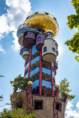 Mimar Friedensreich Hundertwasser, Kuchlbauer Bira Fabrikası, Abensberg, Aşağı Bavyera, Almanya, Avrupa