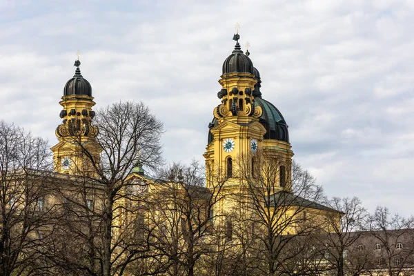 Церковь Святого Каэтана Католическая Церковь Мюнхене Основанная Элеонорой Фердинандом Марией — стоковое фото