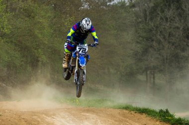 Warching, Almanya - 29 Haziran 2021: Warching Almanya 'da motokros eğitimi