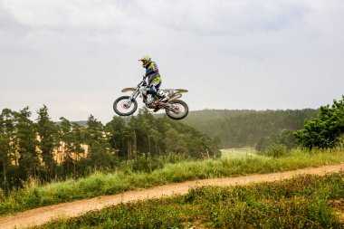 Warching, Almanya - 29 Haziran 2021: Warching Almanya 'da motokros eğitimi