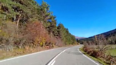 Roncal Vadisi 'nden geçerken, Navarre' de Valle de Roncal, İspanya 'da Navarra, Avrupa