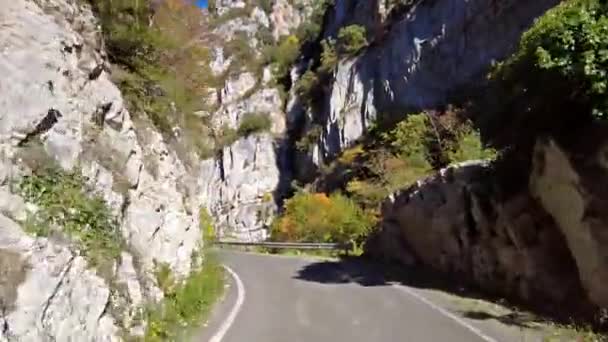 Rijden Door Foz Arbayun Kloof Van Salazar Rivier Pyreneeën Van — Stockvideo