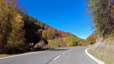 Roncal Vadisi 'nden geçerken, Navarre' de Valle de Roncal, İspanya 'da Navarra, Avrupa