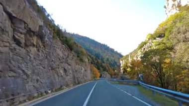 Roncal Vadisi 'nden geçerken, Navarre' de Valle de Roncal, İspanya 'da Navarra, Avrupa