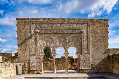 Cordoba, İspanya - 01 Kasım 2021: Medina Azahara Sarayı, 936 yılında Abderraman III.
