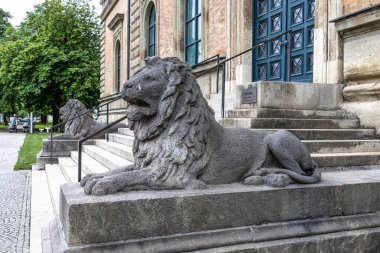 Almanya 'nın Bavyera kentindeki Münih' teki tarihi saray ve müze manzarası.