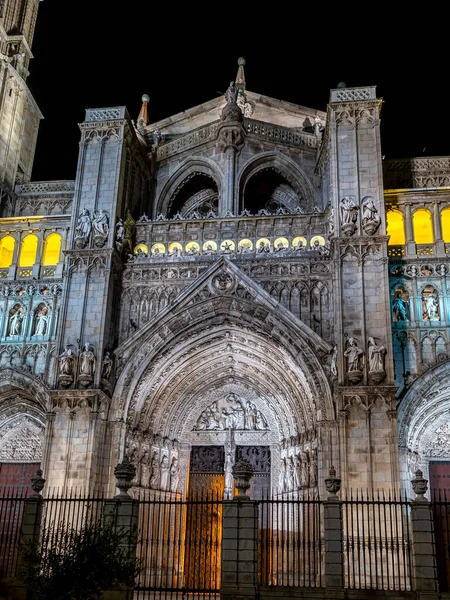Iluminada Catedral Primada Santa María Toledo Por Noche Catedral Primada — Foto de Stock