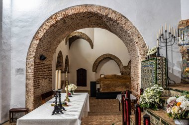13. yüzyılda kurulan Calera de Leon 'daki Tentudia Manastırı' nın içinde. Badajoz ili, Extremadura, İspanya