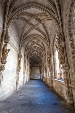 San Juan de los Reyes Manastırı 'nın İçi Eski Toledo, İspanya, UNESCO Dünya Mirası