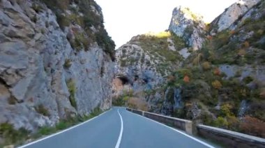 Roncal Vadisi 'nden geçerken, Navarre' de Valle de Roncal, İspanya 'da Navarra, Avrupa