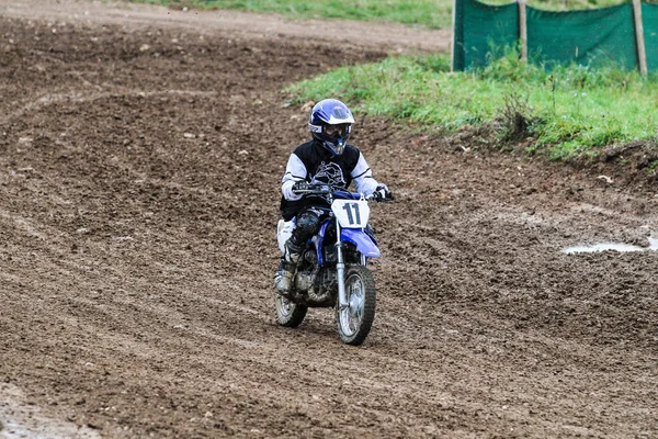 Windsberg, Almanya - 29 Haziran 2021: Motocross eğitimi Windsberg Almanya