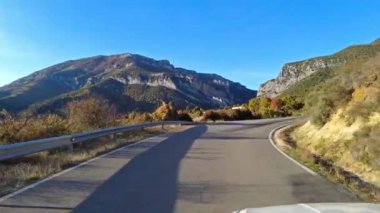 Roncal Vadisi 'nden geçerken, Navarre' de Valle de Roncal, İspanya 'da Navarra, Avrupa