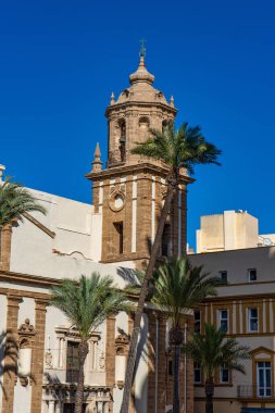 Santiago Apostol Kilisesi Cadiz, İspanya, Avrupa 'daki Katedral Meydanı' nda.