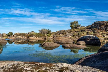 Los Barruecos Doğal Anıtı, Malpartida de Caceres, İspanya Extremadura.