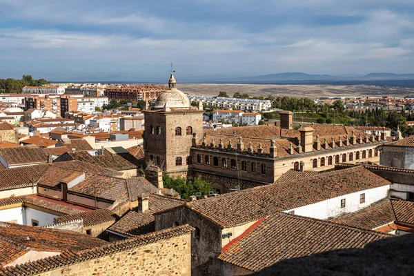 Saint Matthew Kilisesi, Iglesia de San Mateo, Caceres, Dünya Mirası Şehri, Unesco tarafından ödüllendirildi. Extremadura Bölgesi, İspanya