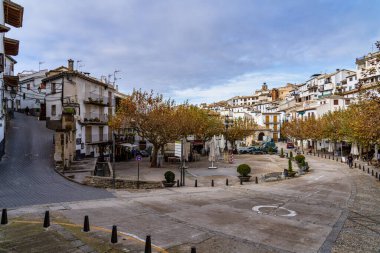 Cazorla, İspanya - 29 Kasım 2021: Plaza de Santa Maria Meydanı, Plaza Vieja - Jaen, Endülüs, İspanya Avrupa