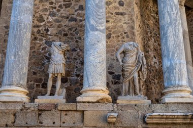 Merida 'da Roma Amfitiyatrosu, Extremadura' da Augusta Emerita, İspanya. Roma Şehri - Tapınaklar, Tiyatrolar, Anıtlar, Heykeller ve Arenalar