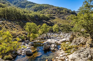Los Pilones Boğazı, Doğal Rezerv Cehennemi, Garganta de los Infiernos. Extremadura, İspanya 'da doğanın tadını çıkarmak için harika bir yer.