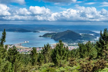 San Andres de Teixido yolu boyunca uzanan Manzaralı Galiçya, A Coruna Eyaleti. Cabo Ortegal, İspanya 'da Ruta de la Miradores