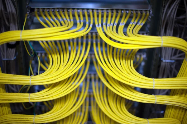Veri Merkezi ve kablolar — Stok fotoğraf