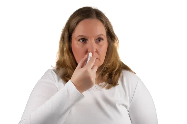 Kobieta ma alergię na pyłek — Zdjęcie stockowe