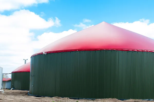 Tours d'une usine de biogaz — Photo