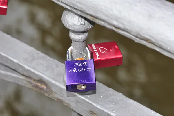 Couple lock — Stock Photo, Image