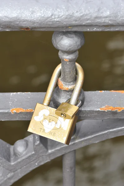 Two steel heavy locks. — Stock Photo, Image