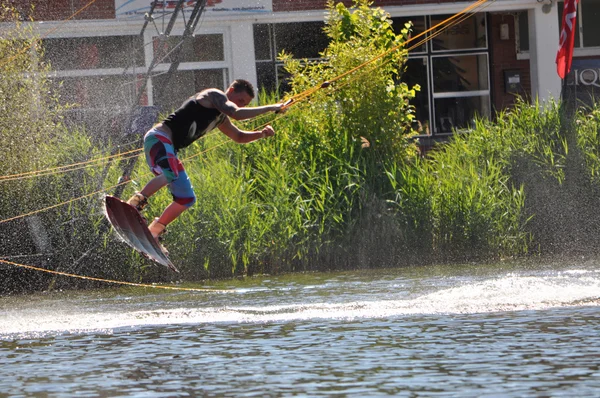 Wakeboarding, narty — Zdjęcie stockowe