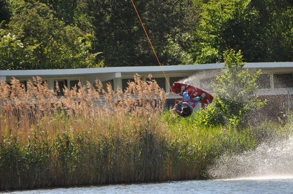 Wakeboarding, θαλάσσιων σπορ — Φωτογραφία Αρχείου