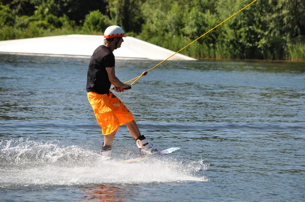 Wakeboarding, esquí acuático — Foto de Stock