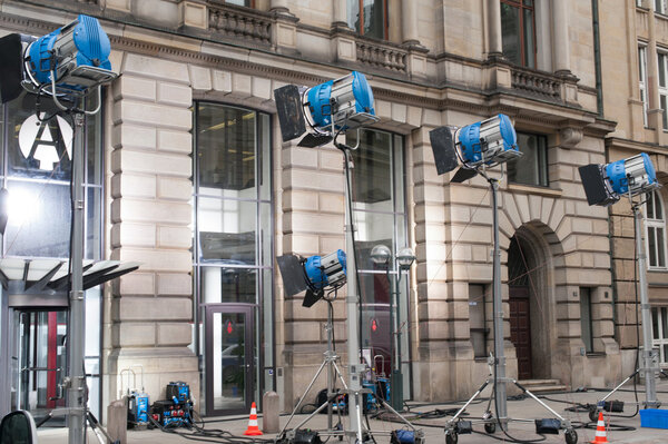 Система освещения кинопроизводства
