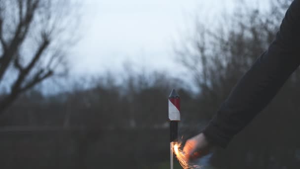 Rakete für Feuerwerk — Stockvideo