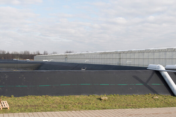 Орошение водохранилища для теплицы
