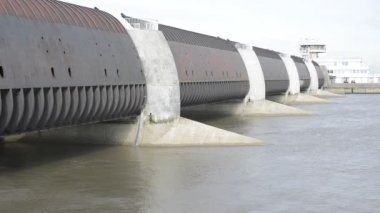 Kuzey Denizi üzerinde eidersperrwerk