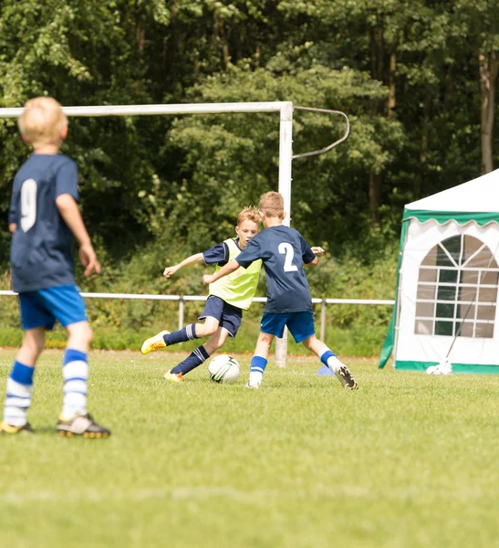 Copii fotbal — Fotografie, imagine de stoc