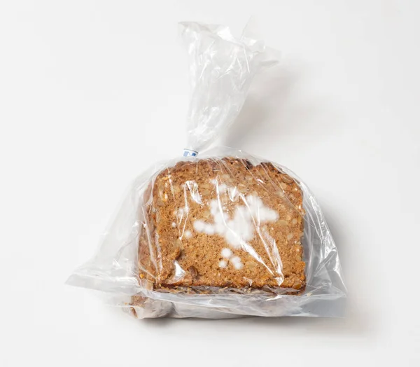 Witte Schimmel Een Volkorenbrood Een Plastic Zak — Stockfoto